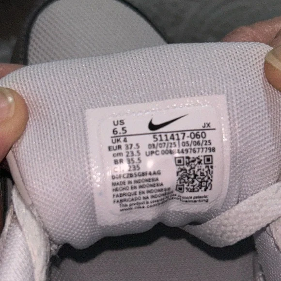 Nike Air Max Gray and Pink Sneakers - Picture 6 of 6